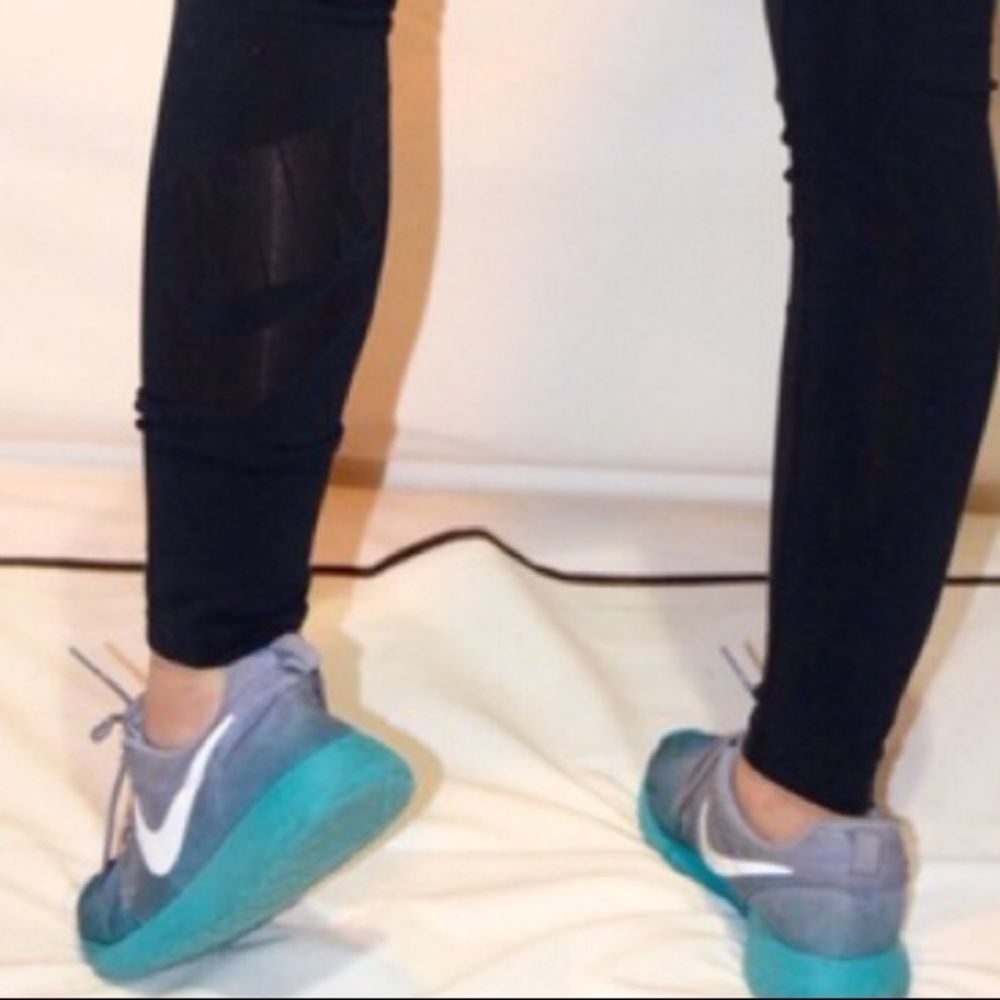 Nike Blue Ombre Roshe Runs Womens Size 8
